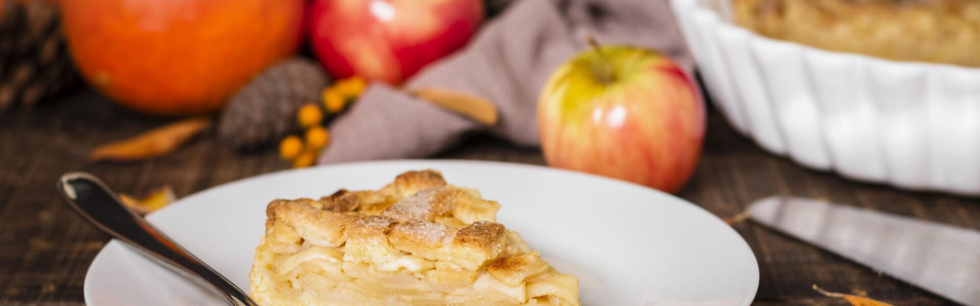 Ātrais ābolu pīrāgs