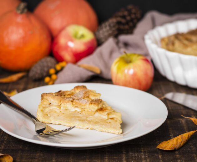 Ātrais ābolu pīrāgs