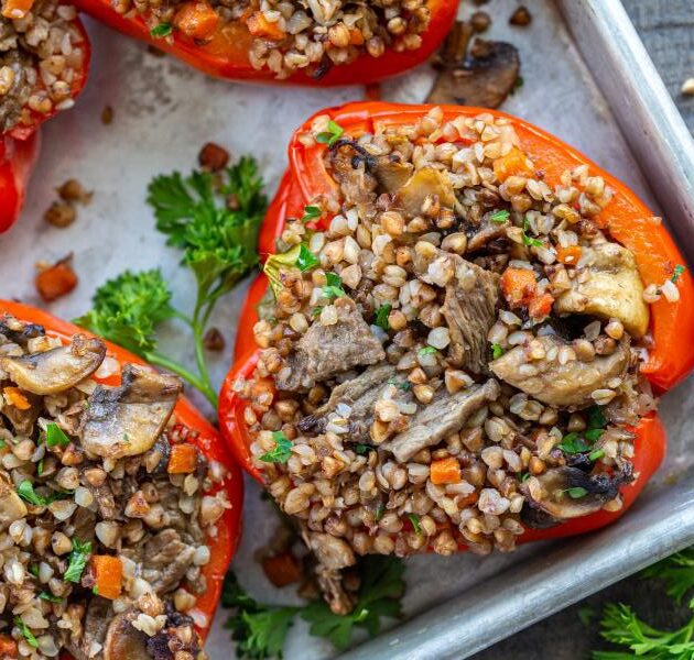 Pildītā paprika ar griķiem