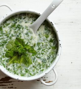 Aukstā skābeņu zupa