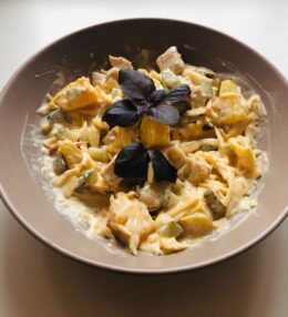 Vistas salāti ar ananasiem