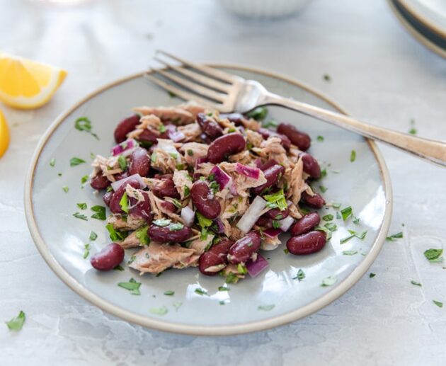 Tunča salāti ar pupiņām