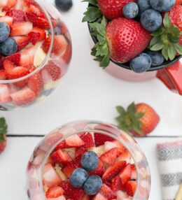Itāļu deserts ar zemenēm jeb Zabaglione