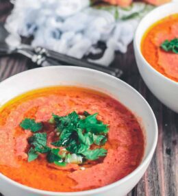 10 minūšu tomātu Gazpacho zupa