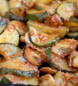 Kabači Karpiones mērcē