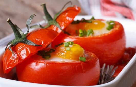 pildīti tomāti