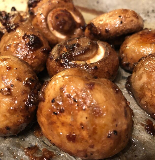 Krāsnī cepti šampinjoni