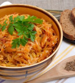 Sautēti skābētie kāposti