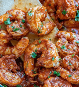 Garneles asajā mērcē