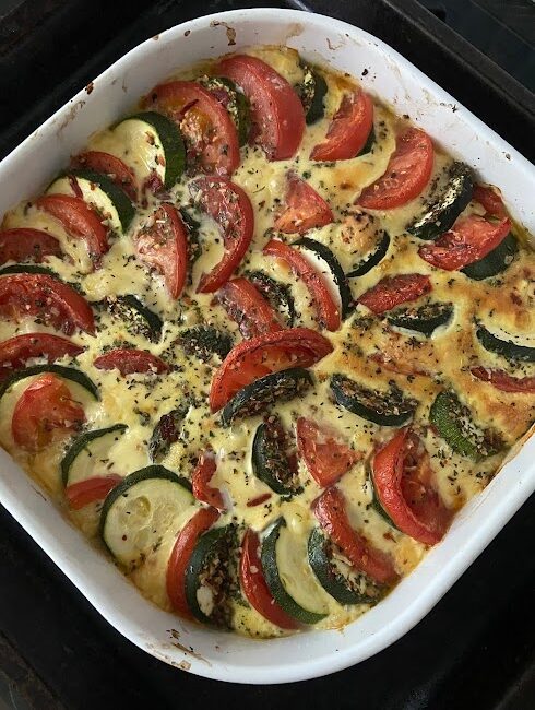 Dārzeņu sacepums ar ķimeņu sieru