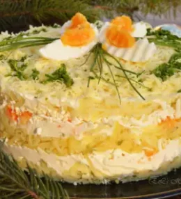 Kārtainie dārzeņu salāti franču gaumē