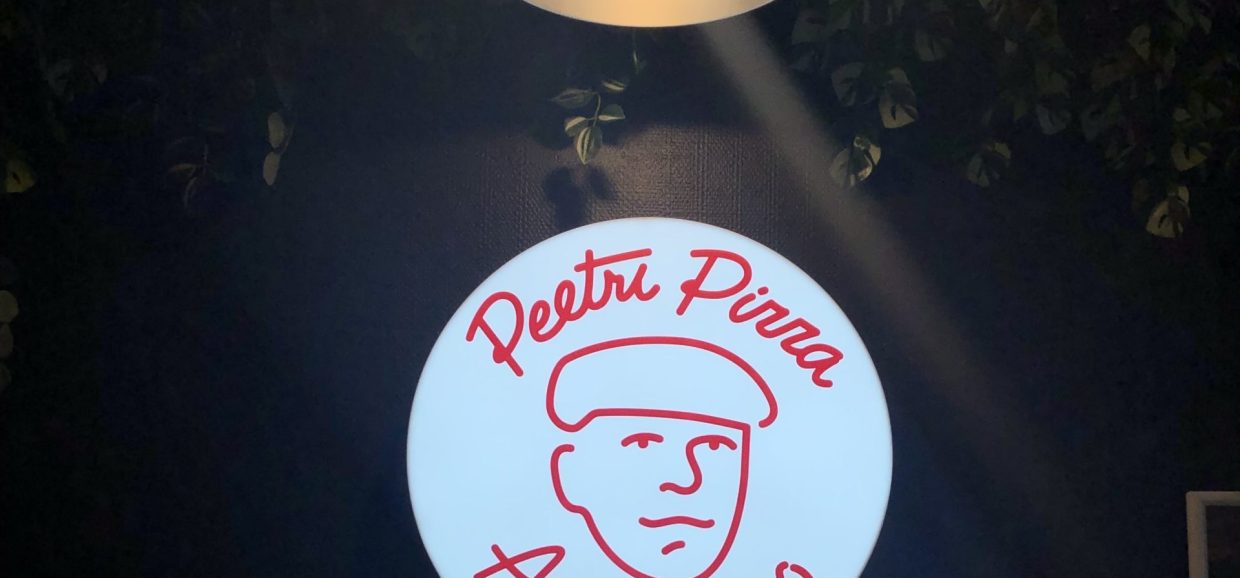 Pica ar bietēm Peetri Pizza picērijā