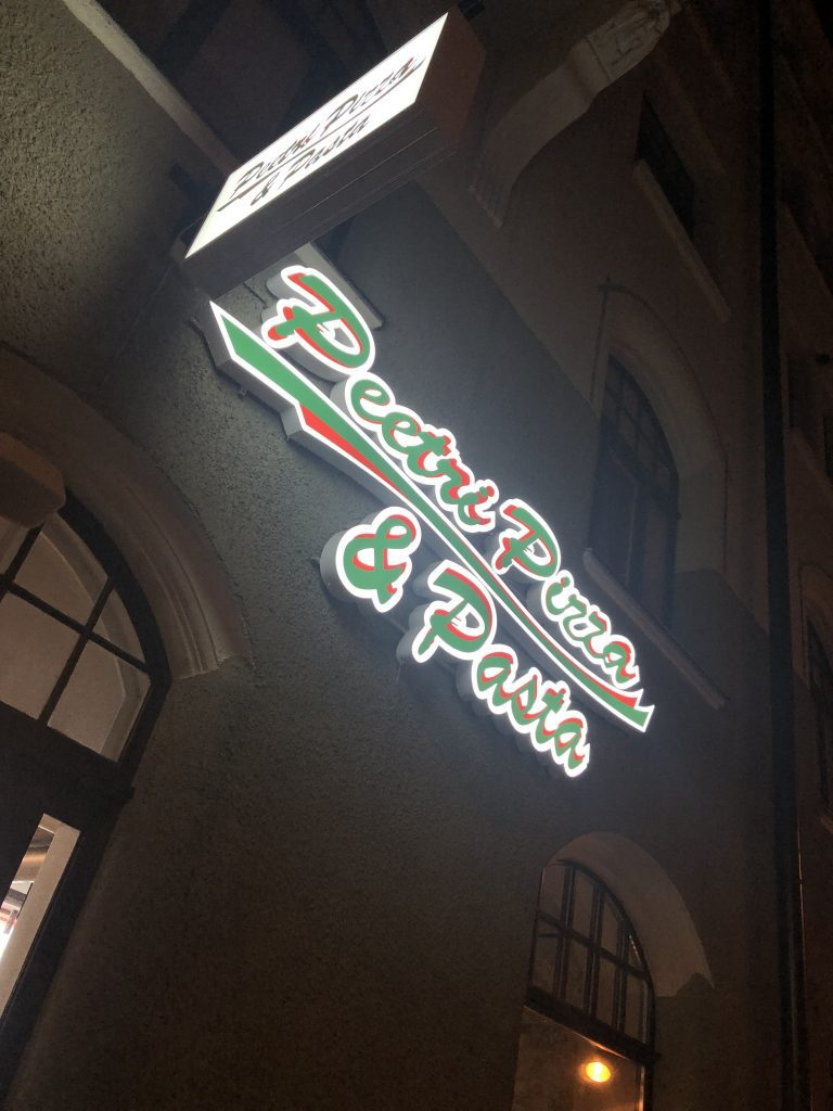 Pica ar bietēm Peetri Pizza picērijā 2