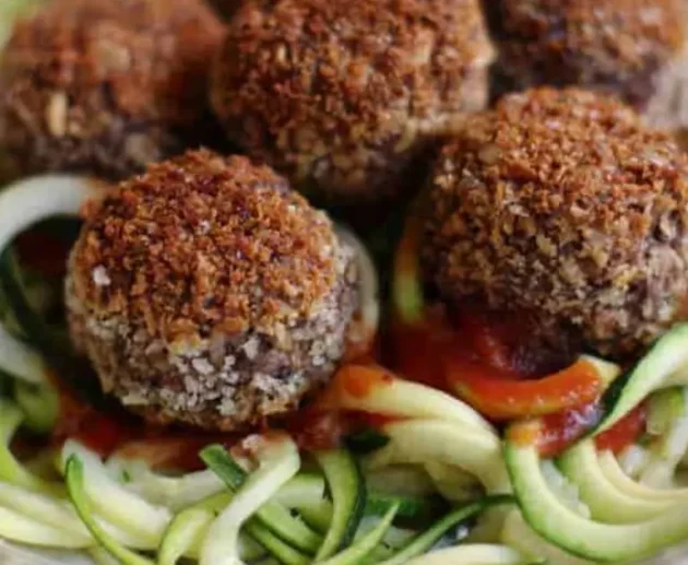 Pupiņu un biešu kotletes