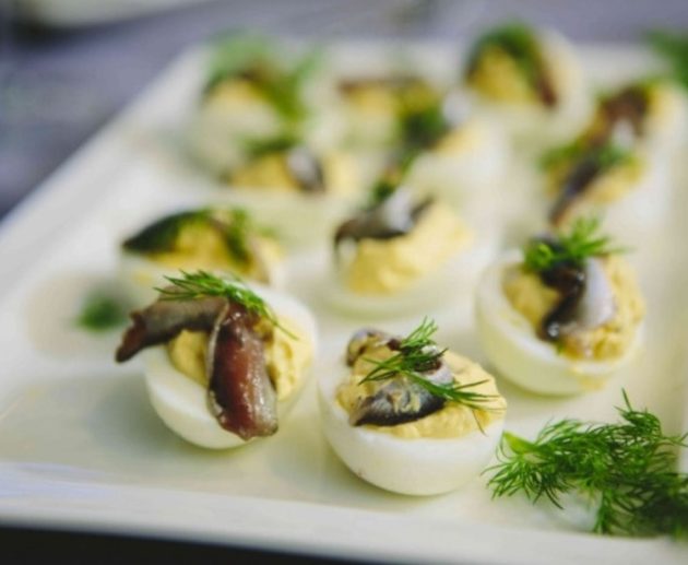 Pildītas olas ar ķilavām
