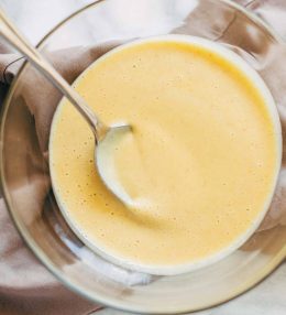 Medus un sinepju mērce ar apelsīnu