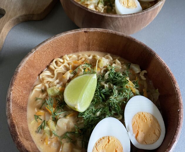 Ātrais pusdienu ramen