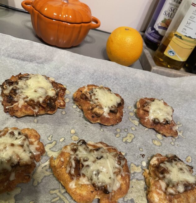 Vistas filejas kotletes ar sēņu cepurīti